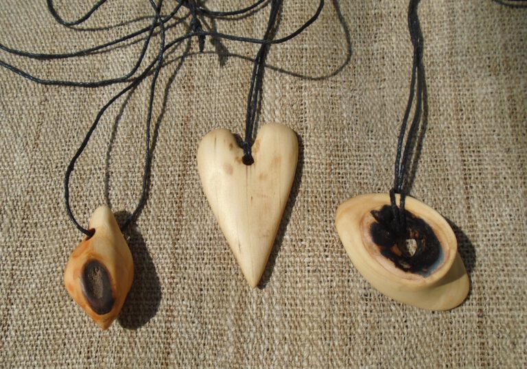 Hedgerow Hodge-podge carving - Ipswich.love