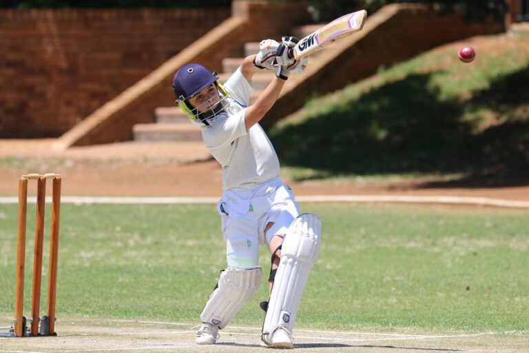 Easter Camp – Hardball cricket school year 4-9 inclusive, boys and girls – 2 days - Ipswich.love