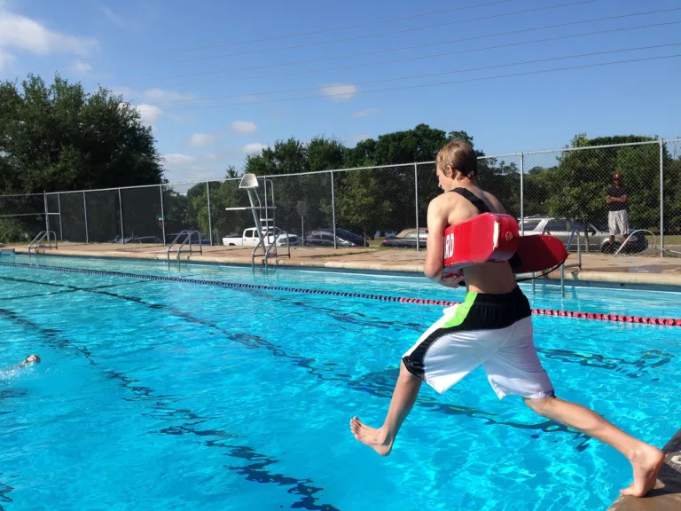 The Rookie Lifeguard Programme – Ipswich Lifesaving CLub - Ipswich.love