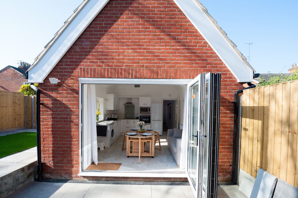 The Giraffe House